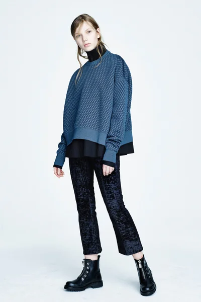 Look 16